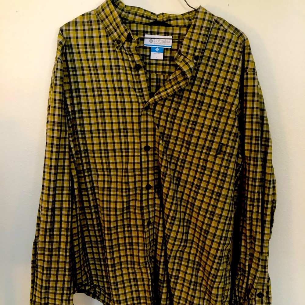 Columbia Button Down Long Sleeve Shirt
